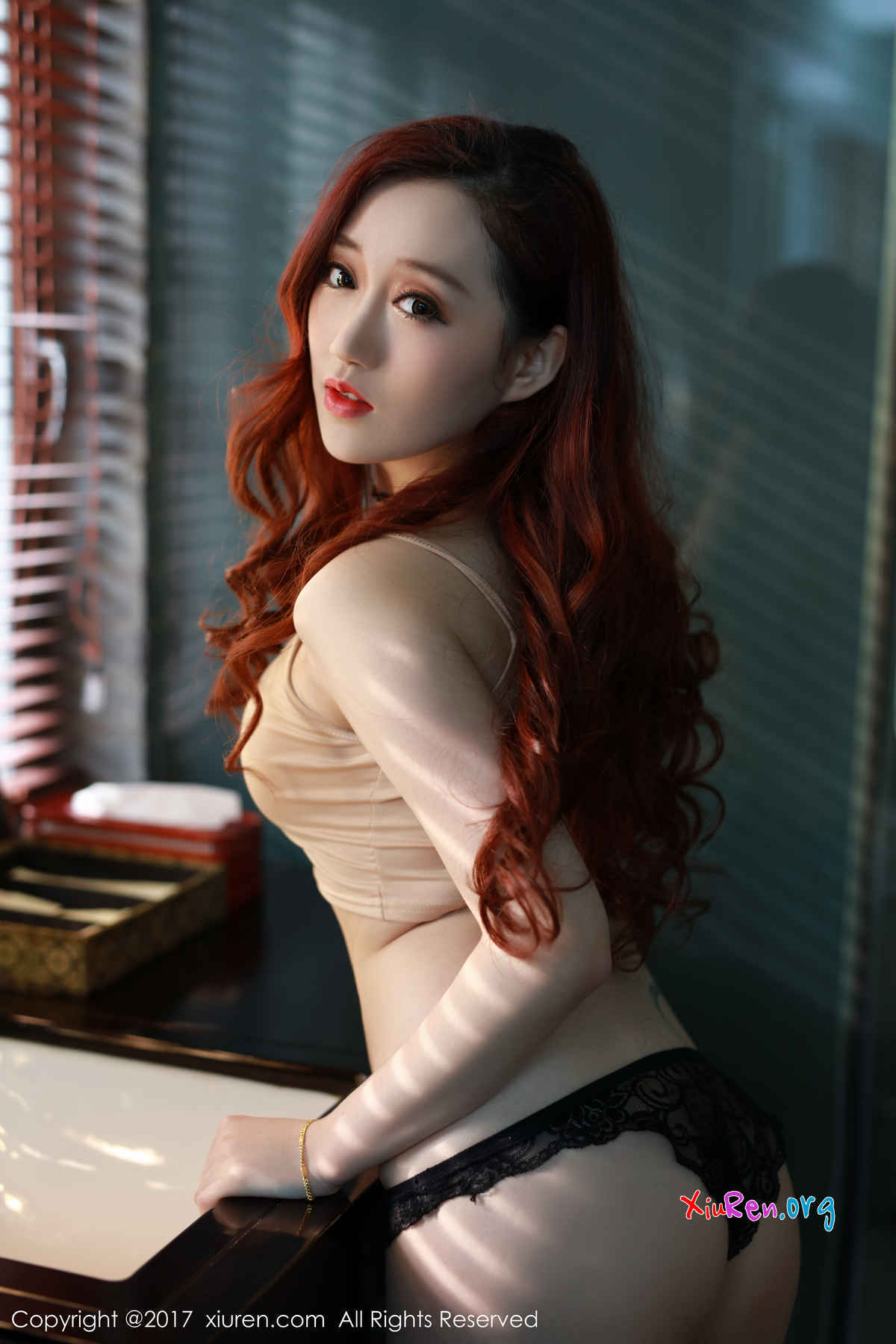 [秀人网XiuRen] N00681 瓜子脸妖媚狐狸精叶梦轩柔美身材玲珑败火人体私拍 50P