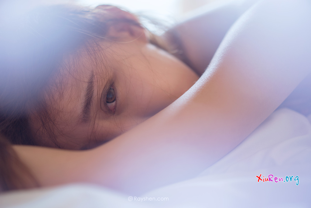 [Rayshen] 短发纯情良家宾馆开房全裸私密人体写真