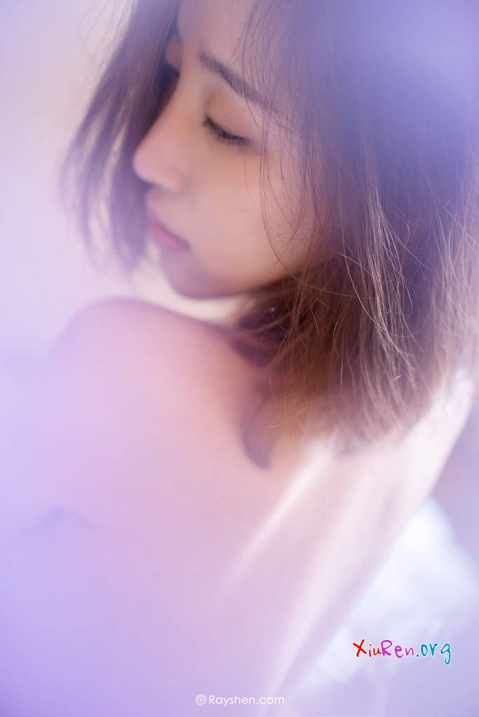 [Rayshen] 短发纯情良家宾馆开房全裸私密人体写真