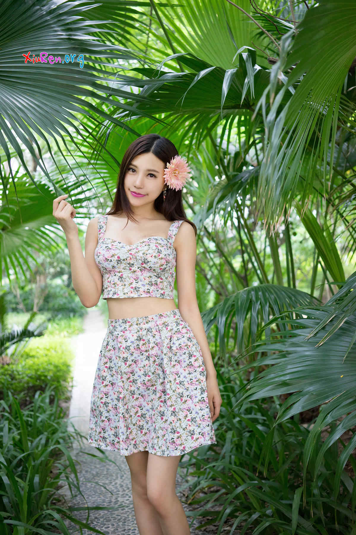 [TGOD推女神] 真空全裸大尺度学生美少女绮里嘉ula宾馆吊带黑丝情趣写真 77P